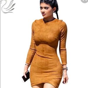 kylie jenner velvet dress